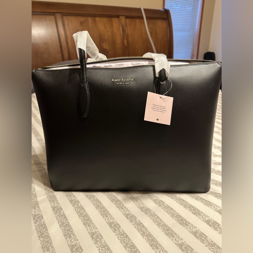 NWT Kate Spade purse